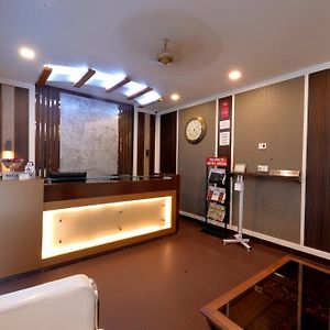 Hotel Oppera Delhi Airport